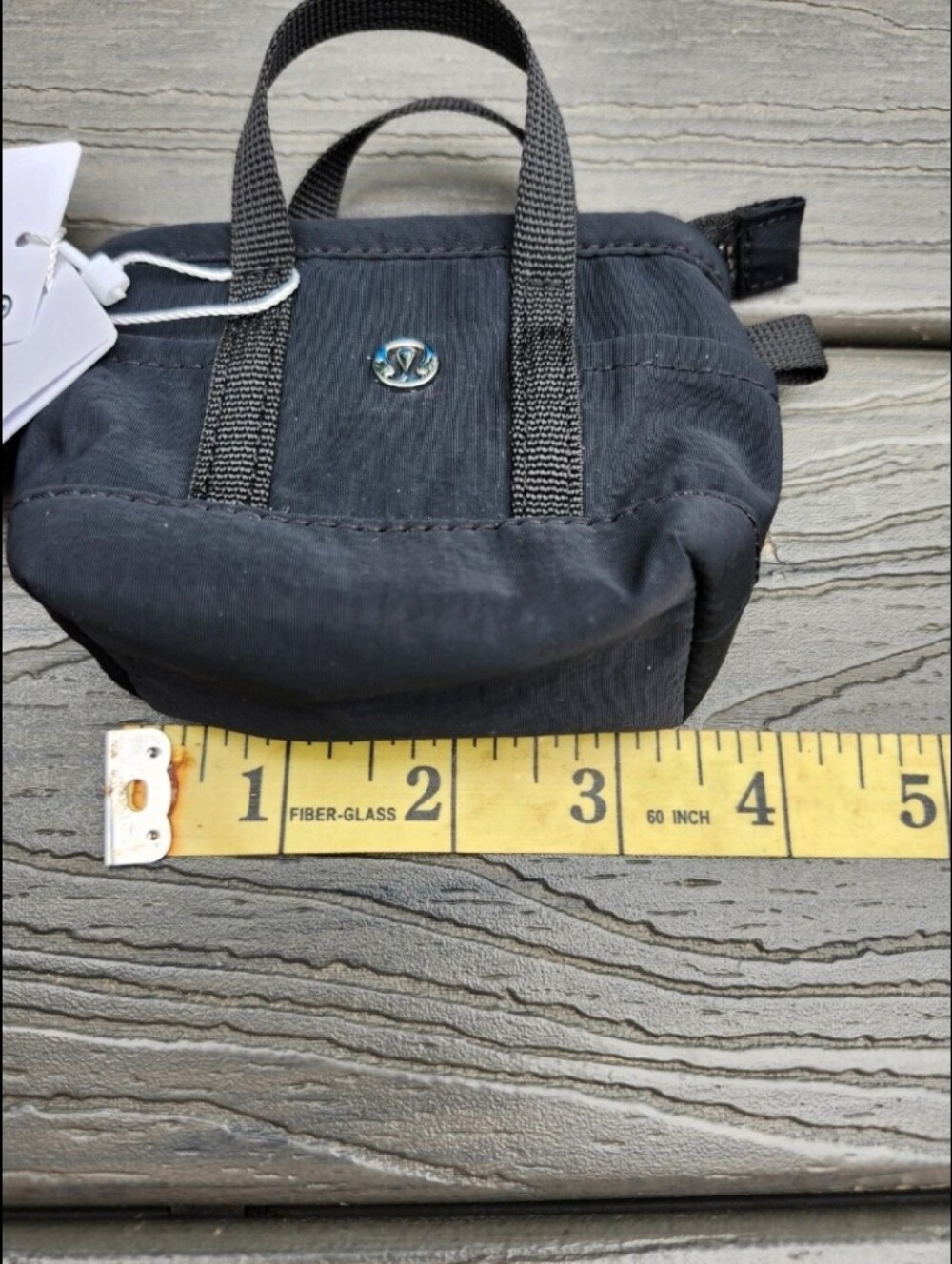 lululemon athletica Black Daily Multi-Pocket Nano Tote - Picture 7 of 8
